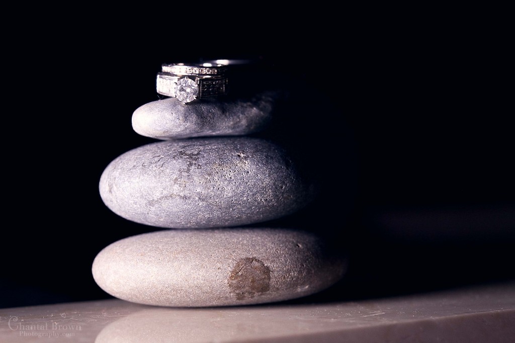 Wedding-Dallas-Westin-Park-Central-Hotel Wedding ring on three layers of rocks
