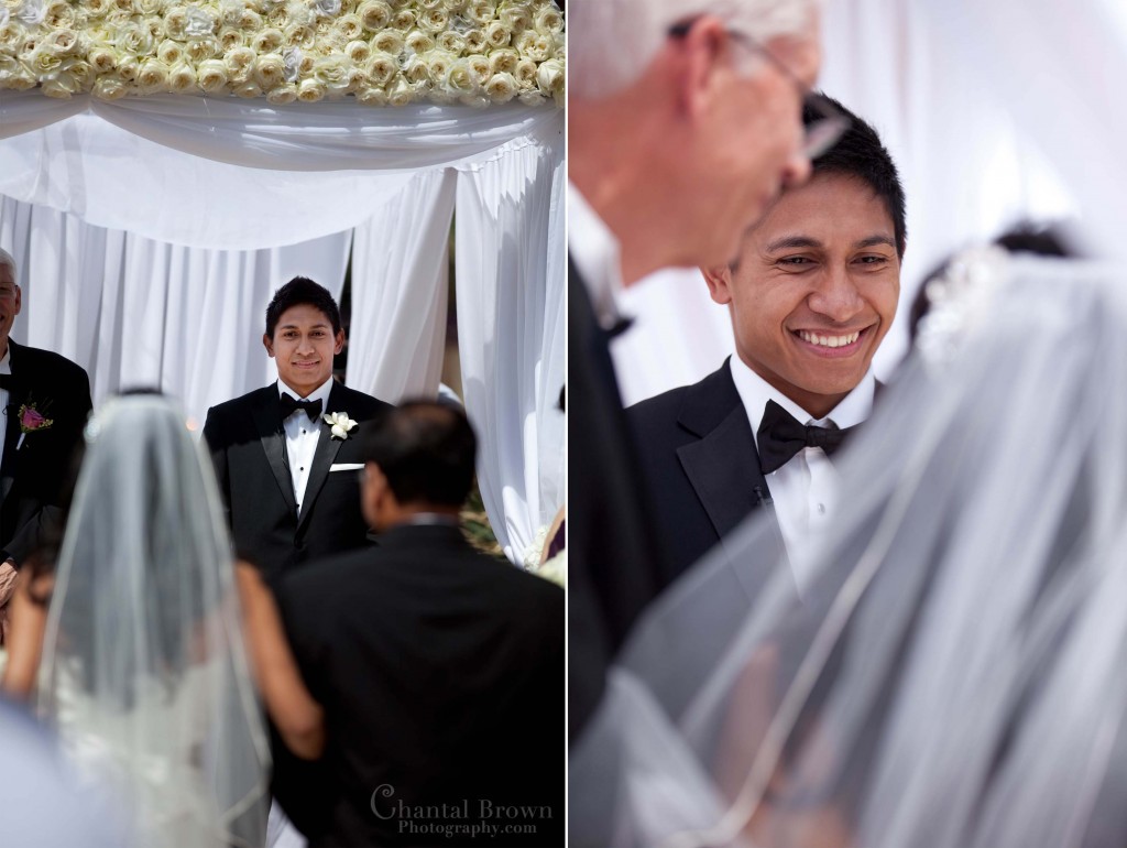 getting married on Fairmont hotel surrounded by beautiful white roses in Dallas getting married on Fairmont hotel surrounded by beautiful white roses in Dallas