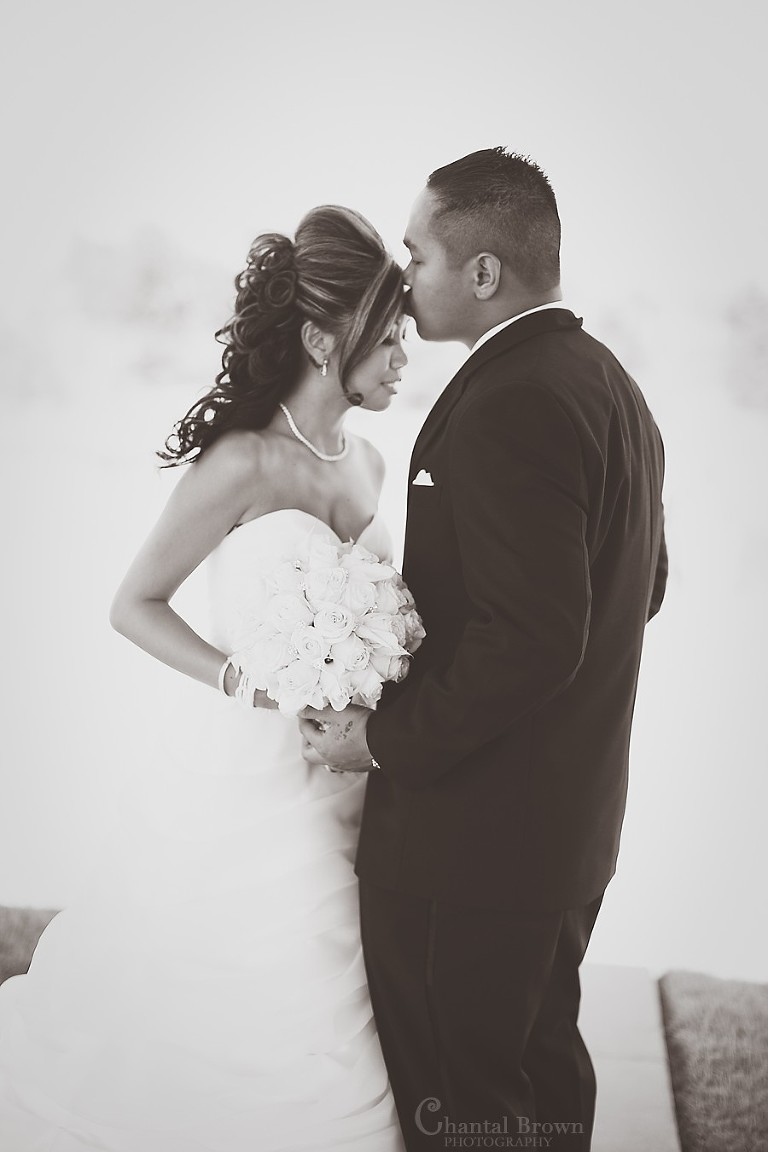 Dallas Ft Worth Cambodian Wedding bride and groom black and white photo