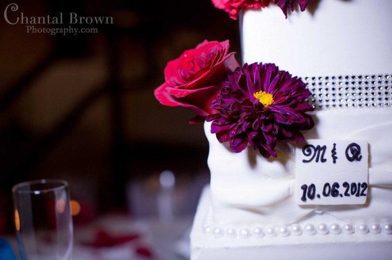 Delicious-wedding-cake-with-pearls-Addison-Dallas-Filter-building