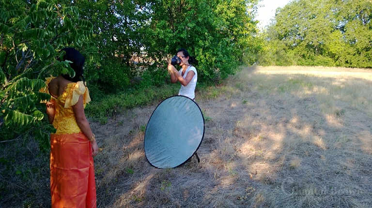 behind the scene how to get hazy look in camera holding a reflector