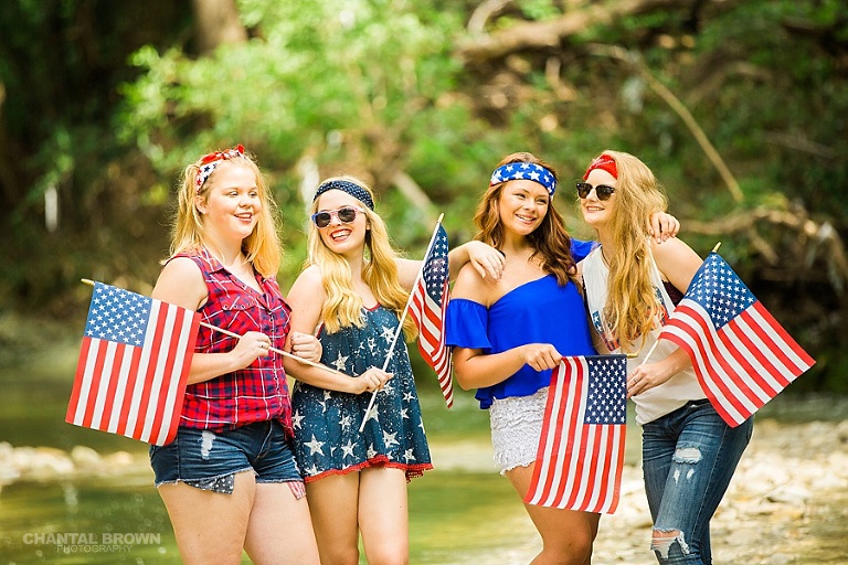 4th of July styled senior portraits group photo shoot in Dallas by the water creek photographed by Chantal Brown Photography.
